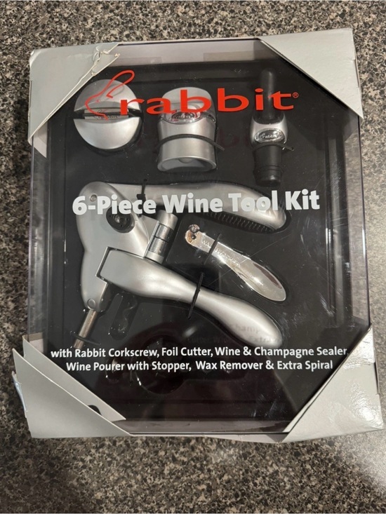 Other - Rabbit 6-Piece Wine Tool Kit - Silver (NWOT)